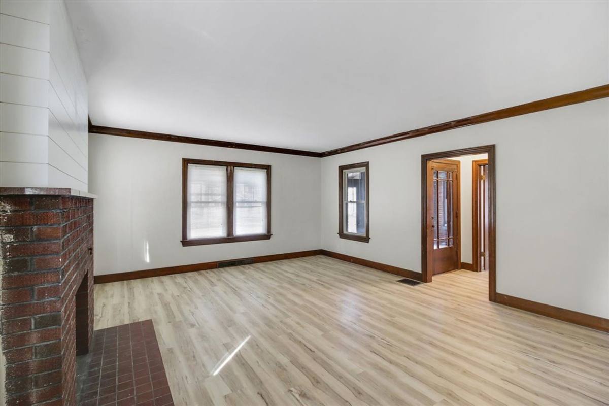 House for rent at 713 W Green St, Urbana, IL 61801