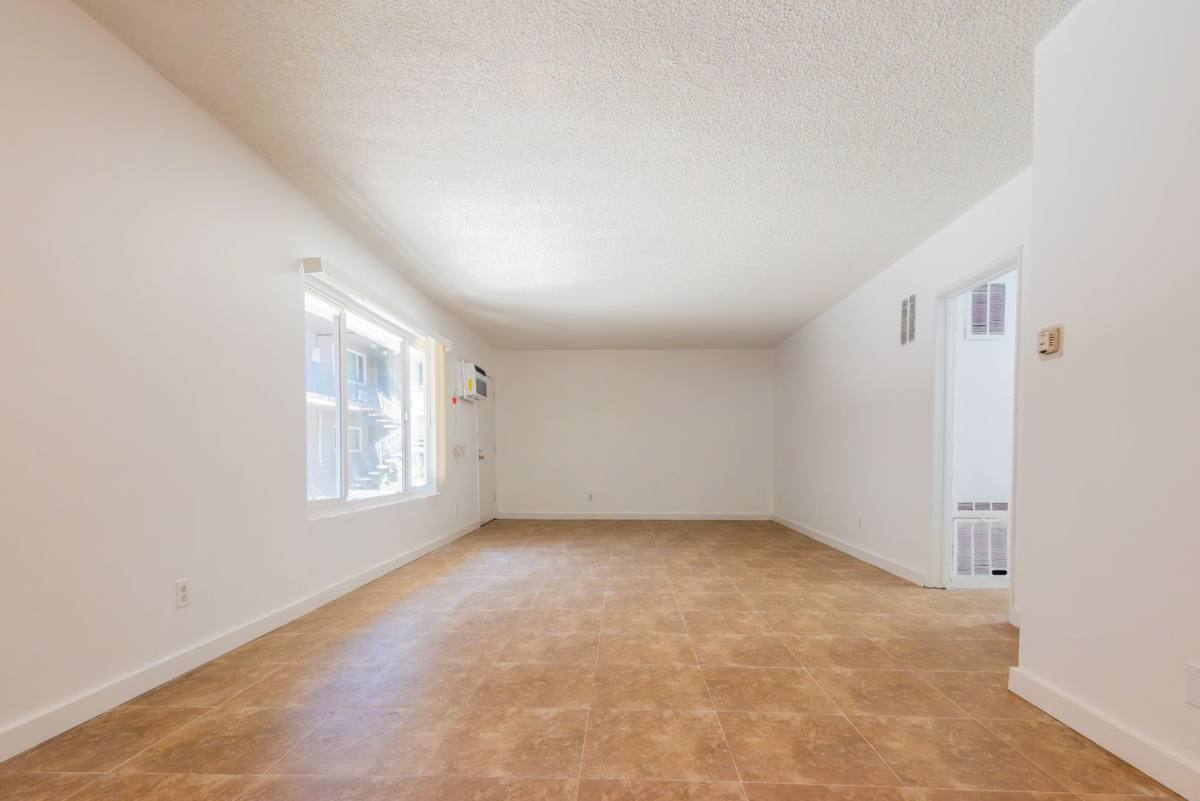 Apartment for rent at 13135 Vanowen St, North Hollywood, CA 91605