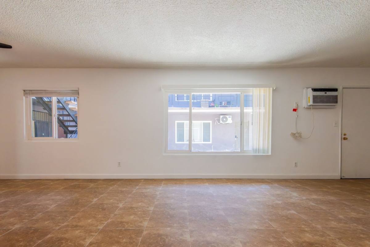Apartment for rent at 13135 Vanowen St, North Hollywood, CA 91605