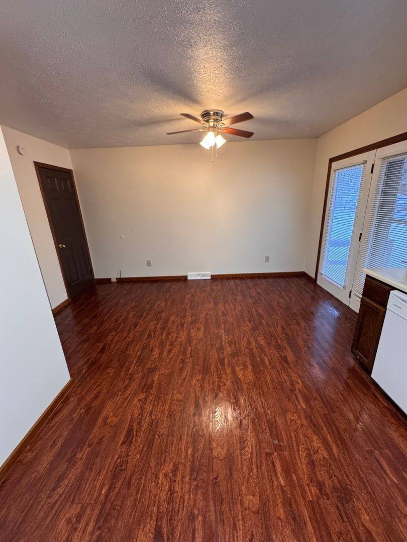 Townhouse for rent at 103 Hazel St, Girard, OH 44420