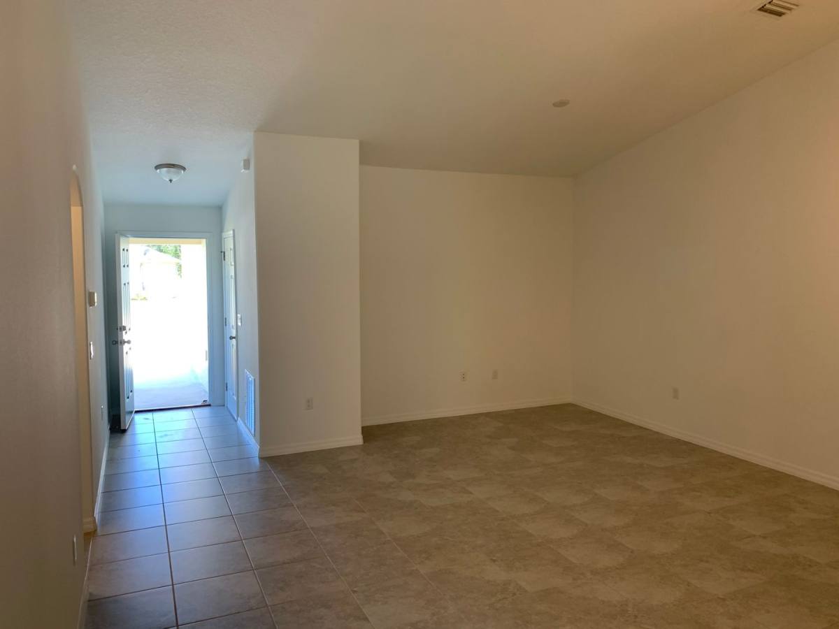 Apartment for rent at 124 Plain View Dr, Palm Coast, FL 32164