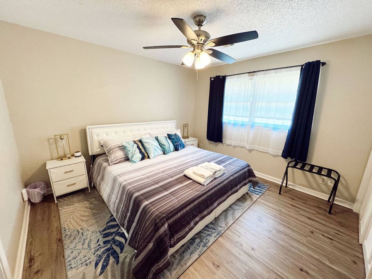 Apartment for rent at 88 Creek Side Dr, Commerce, GA 30529
