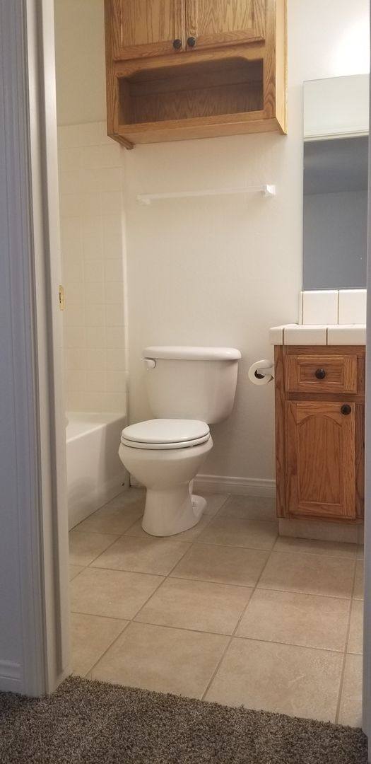 House for rent at 805 Sunset Meadow Lane, Bakersfield, CA 93308