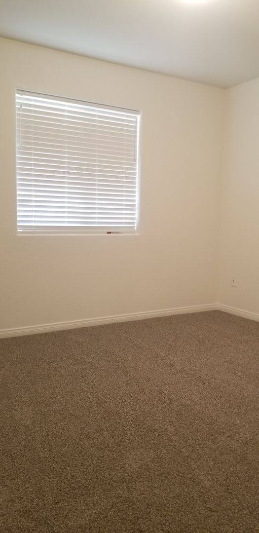 House for rent at 805 Sunset Meadow Lane, Bakersfield, CA 93308