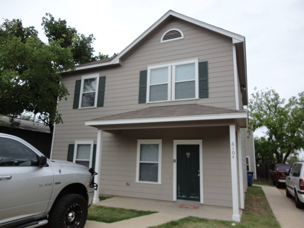 Townhouse for rent at 6106 Atwood St, Austin, TX 78741