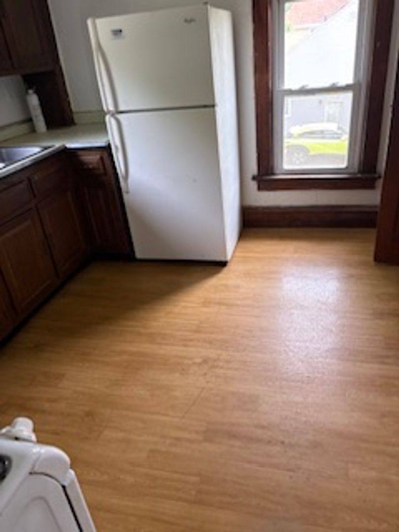 Apartment for rent at 1515 1 2 Franklin St, Waterloo, IA 50703