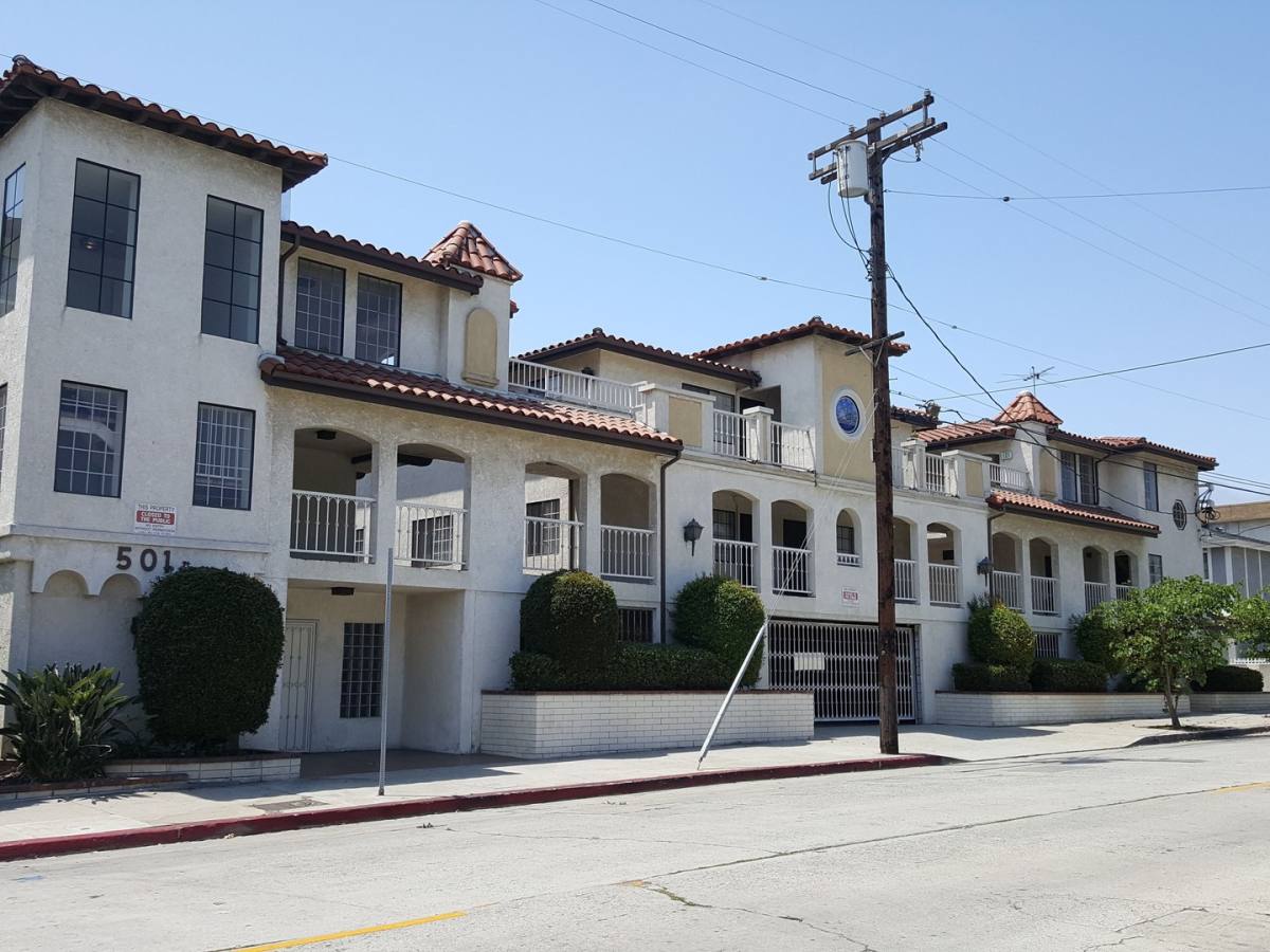 Apartment for rent at 501 W 14th St, San Pedro, CA 90731