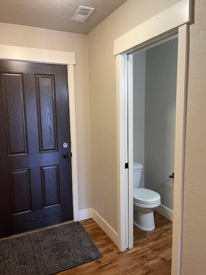 Apartment for rent at 91 Alki St, Davenport, WA 99122