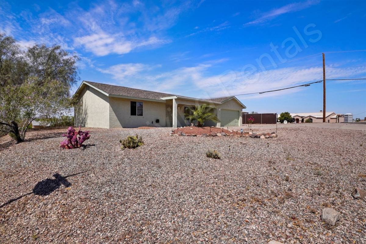 House for rent at 3092 Tomahawk Dr, Lake Havasu City, AZ 86406