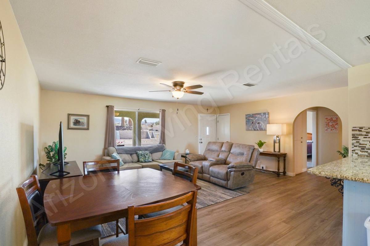 House for rent at 3092 Tomahawk Dr, Lake Havasu City, AZ 86406