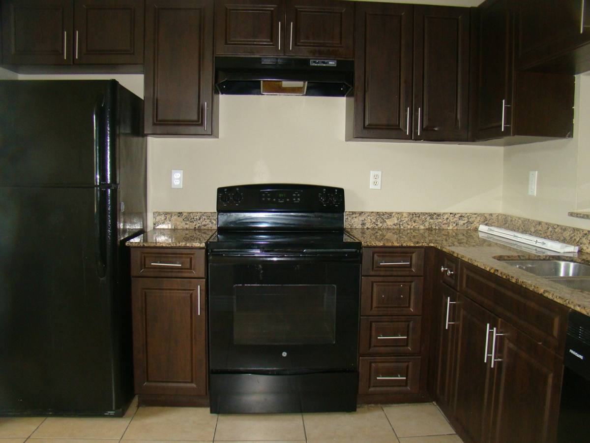 Apartment for rent at 4170-4178 NW 114th Ave, Coral Springs, FL 33065
