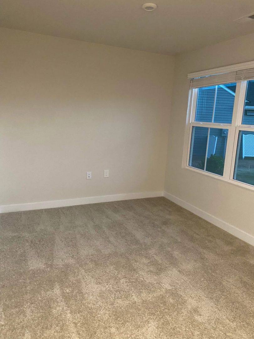 House for rent at 2224 Goldwood Dr, Charlotte, NC 28215