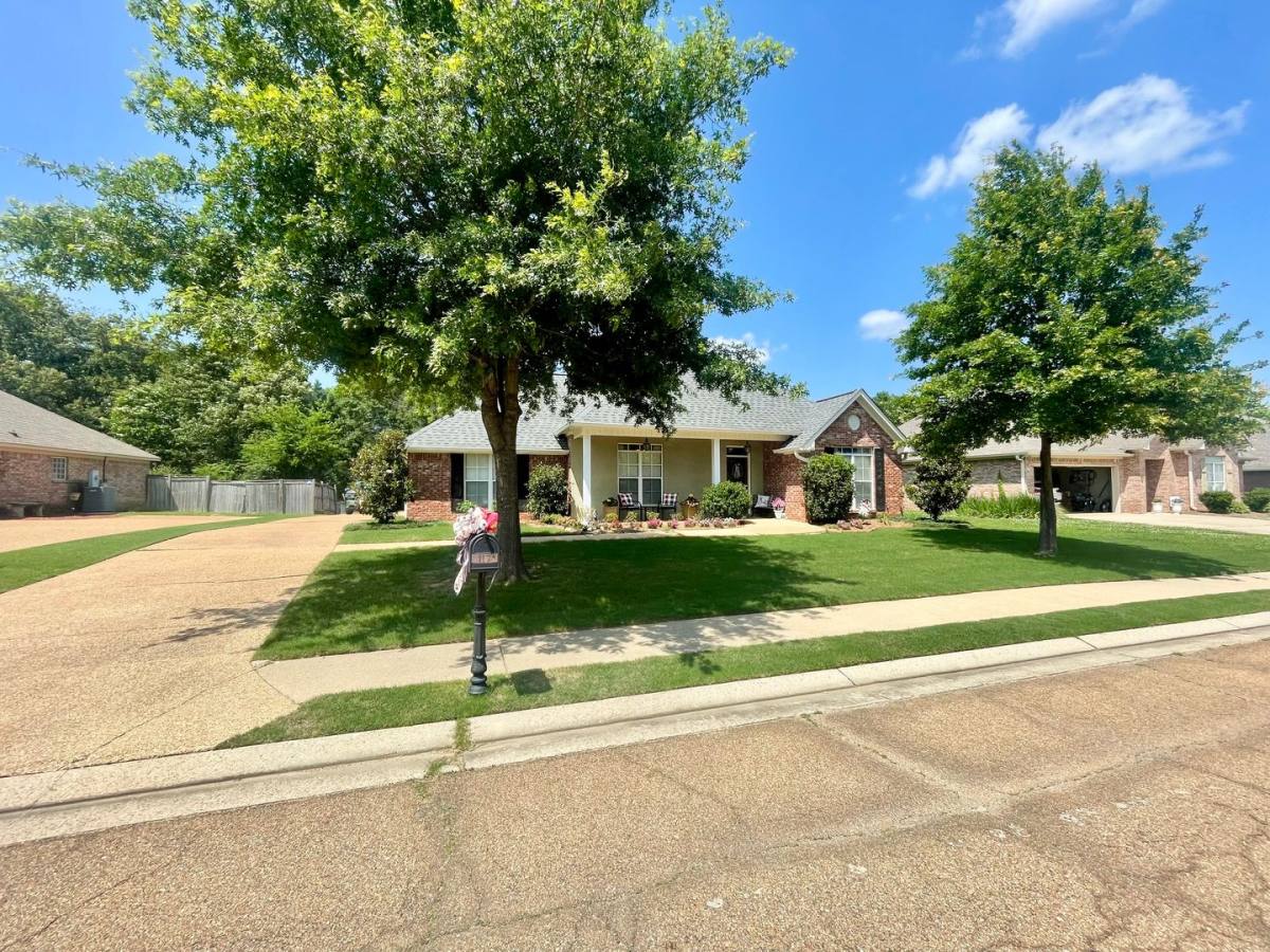 House for rent at 117 Kenzie Dr, Madison, MS 39110
