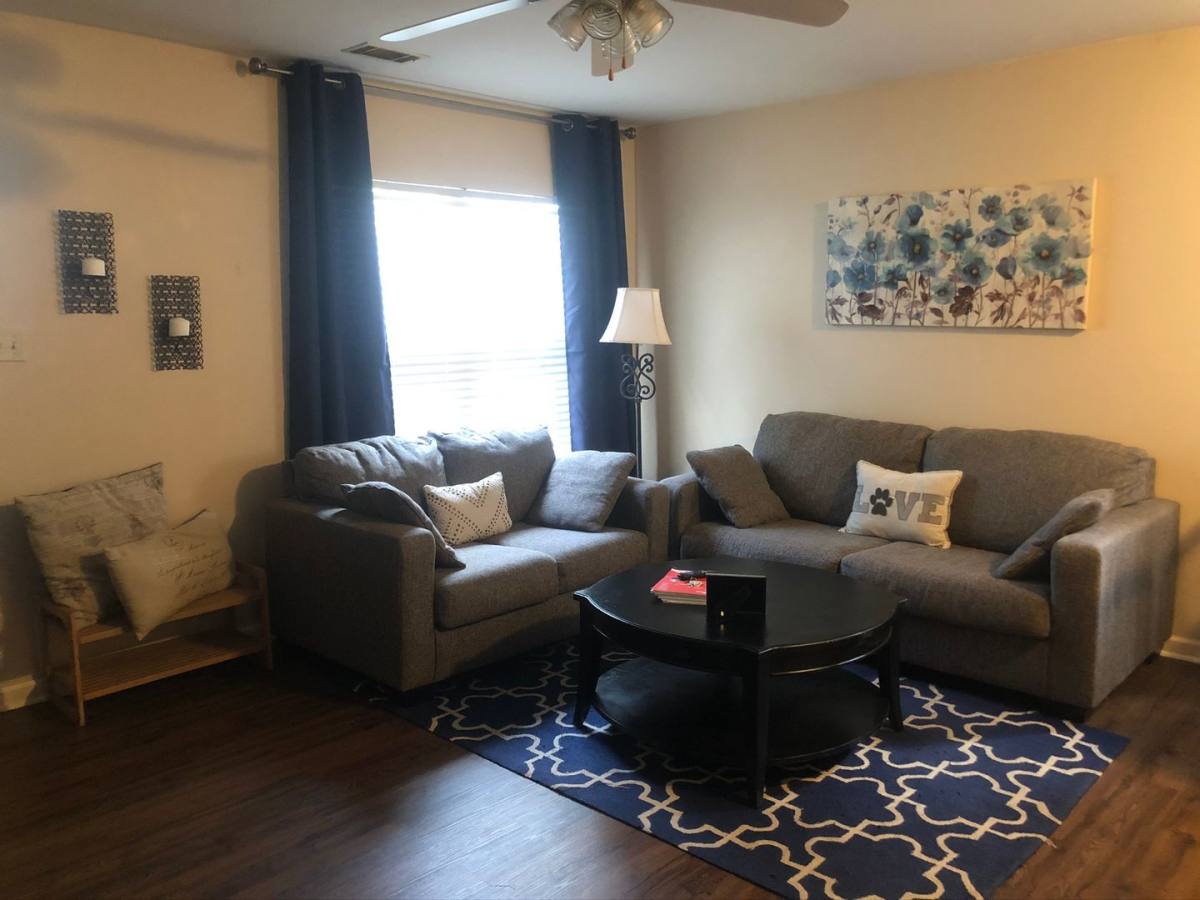 Apartment for rent at 1212 Center St, Little Rock, AR 72202