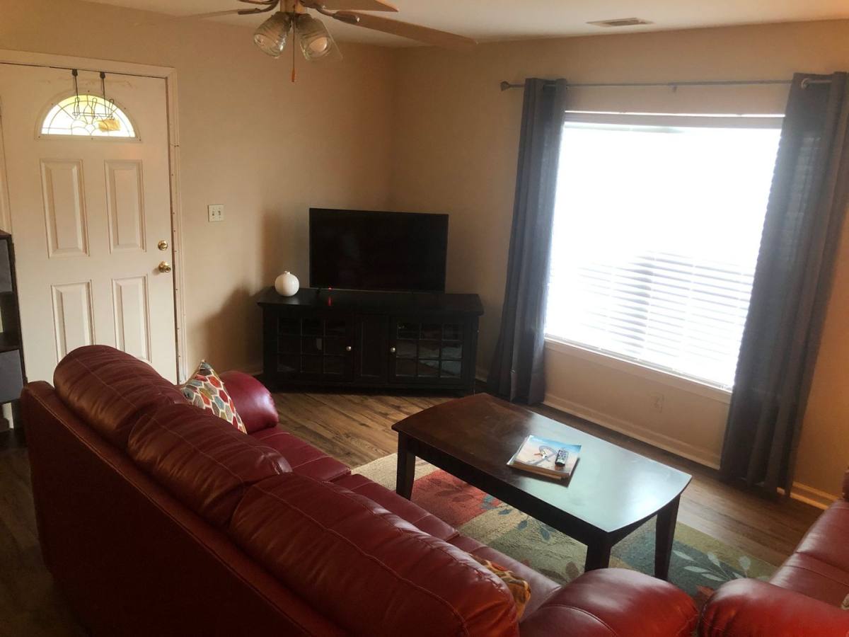 Apartment for rent at 1212 Center St, Little Rock, AR 72202