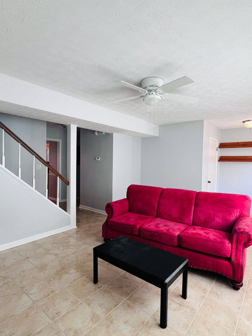 Townhouse for rent at 510 Oak Meadow Lane, Auburn, AL 36830