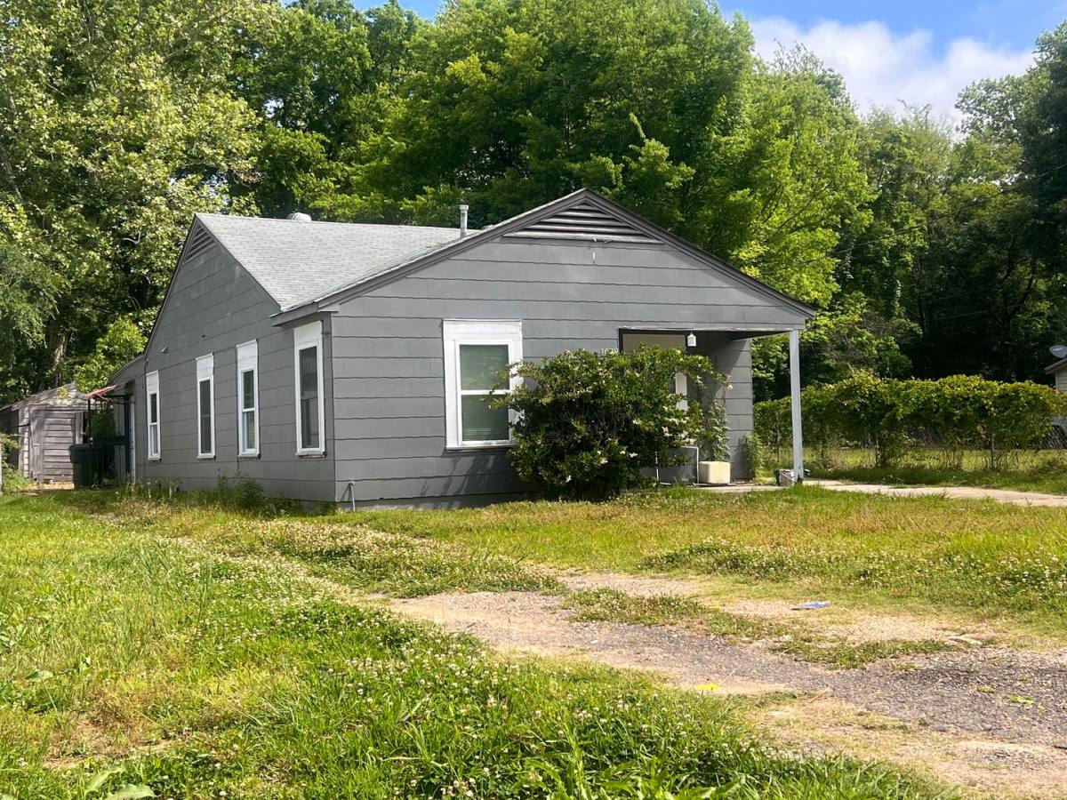 House for rent at 1632 Malcolm, Shreveport, LA 71108