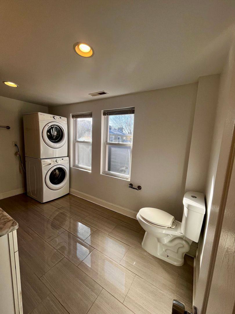Apartment for rent at 960 N 5th St, Philadelphia, PA 19123