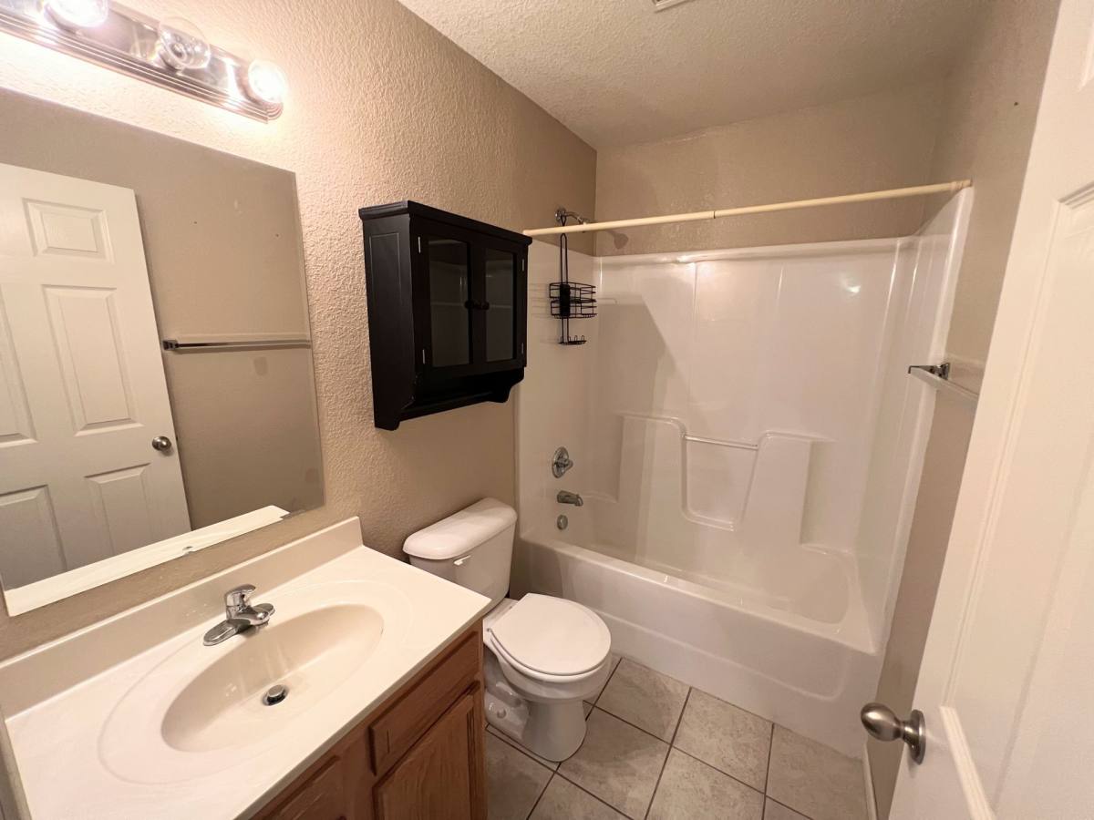 Apartment for rent at 21084 Homer, Saint Robert, MO 65584