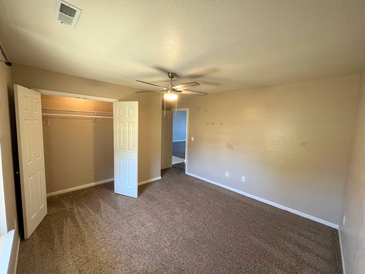 Apartment for rent at 21084 Homer, Saint Robert, MO 65584