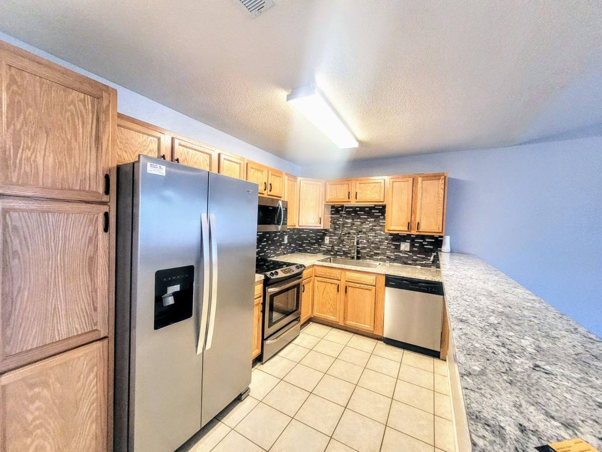 Apartment for rent at 21084 Homer, Saint Robert, MO 65584