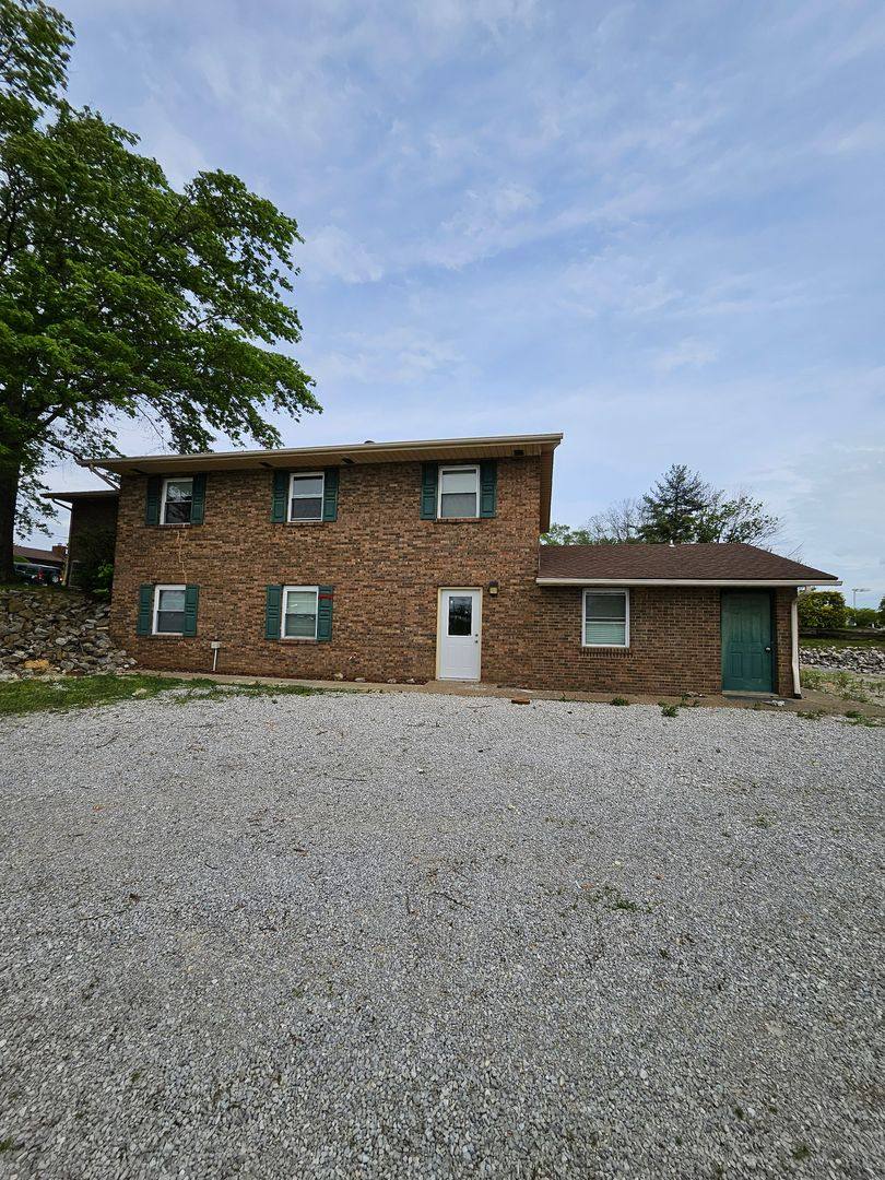 House for rent at 1044 Eskew Rd, Boonville, IN 47601