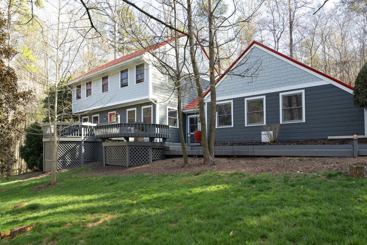 House for rent at 506 Bayberry Dr, Chapel Hill, NC 27517
