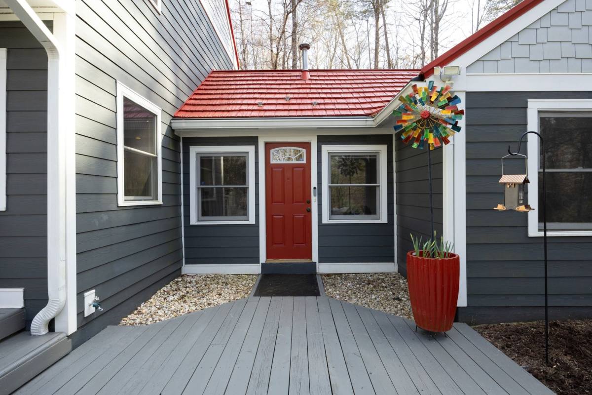 House for rent at 506 Bayberry Dr, Chapel Hill, NC 27517
