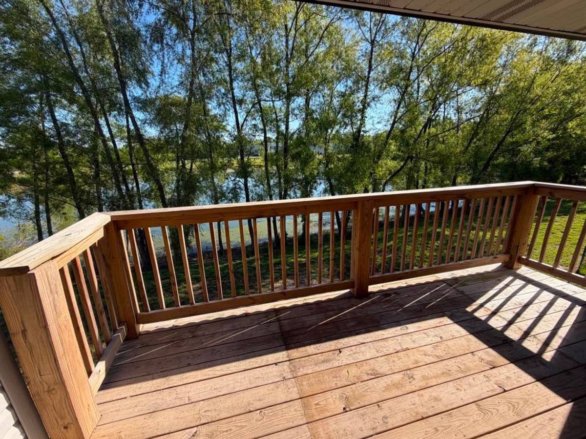 Apartment for rent at 424 426 E Deerwood Dr, Jackson, MO 63755