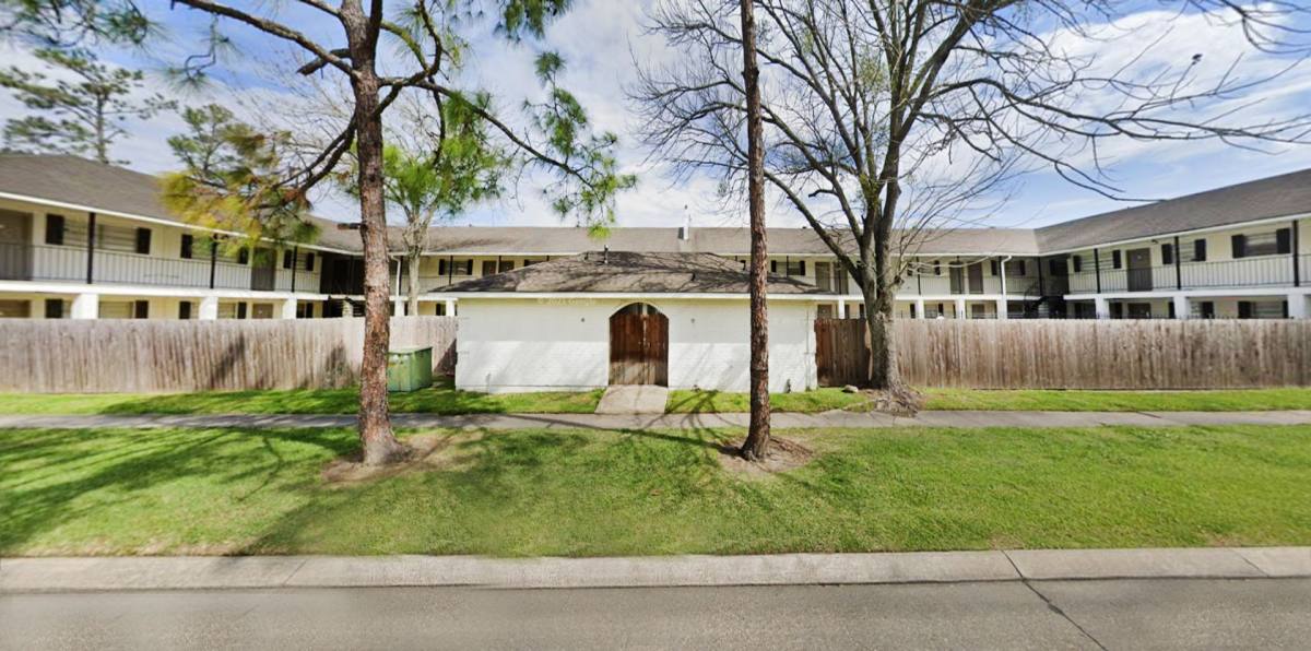 Apartment for rent at 1222 Jim Taylor Dr, Baton Rouge, LA 70820