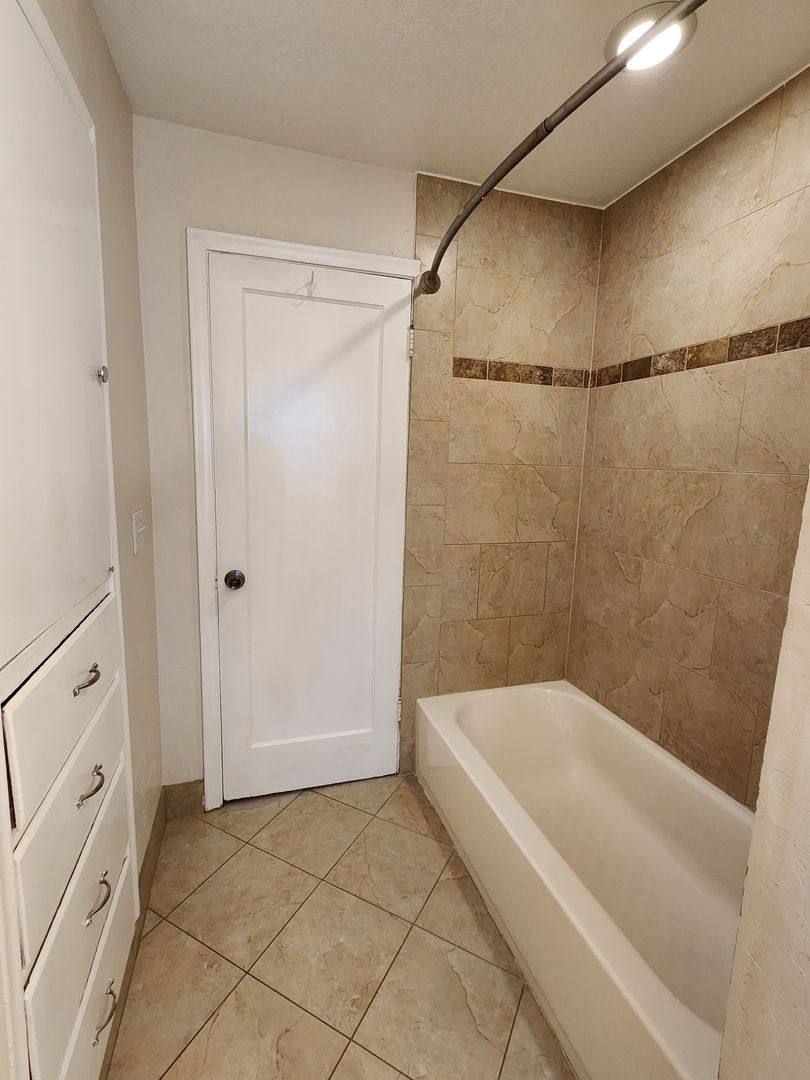 Apartment for rent at 1401 S & 1405 2300 E, Salt Lake City, UT 84108