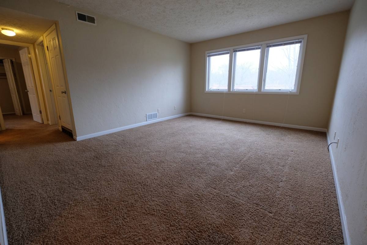 Apartment for rent at 807 N Fell Ave, Normal, IL 61761