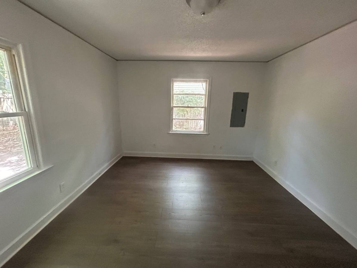 House for rent at 823 S Kilbourne Rd, Columbia, SC 29205