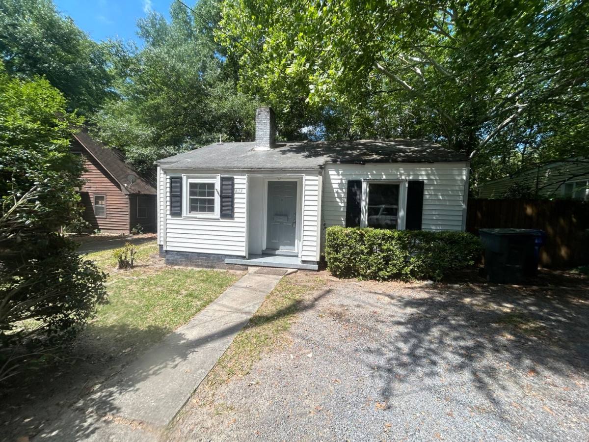 House for rent at 823 S Kilbourne Rd, Columbia, SC 29205