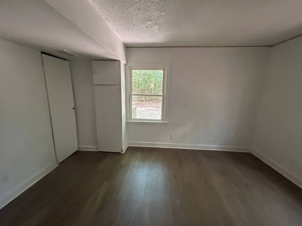 House for rent at 823 S Kilbourne Rd, Columbia, SC 29205