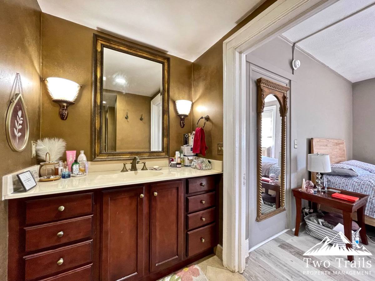 Condo for rent at 538 N Main St, Hendersonville, NC 28792