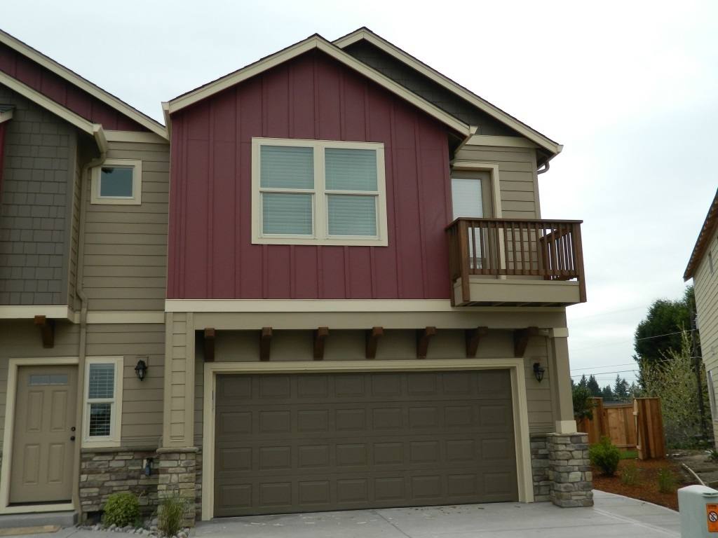 Townhouse for rent at 209 N 33rd Court, Ridgefield, WA 98642
