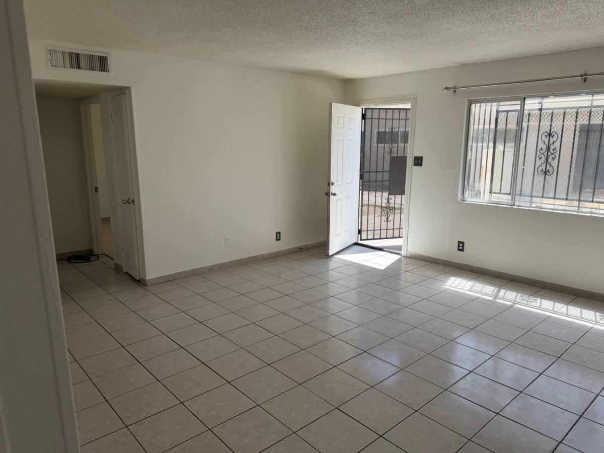 Apartment for rent at 370 N 15th St, Las Vegas, NV 89101