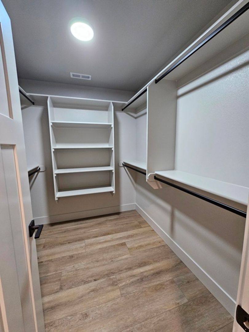 Apartment for rent at 6953-6955 Talloc Ave SE, Salem, OR 97306