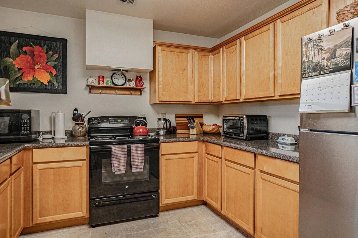 Apartment for rent at 295 Tolman Creek Rd, Ashland, OR 97520
