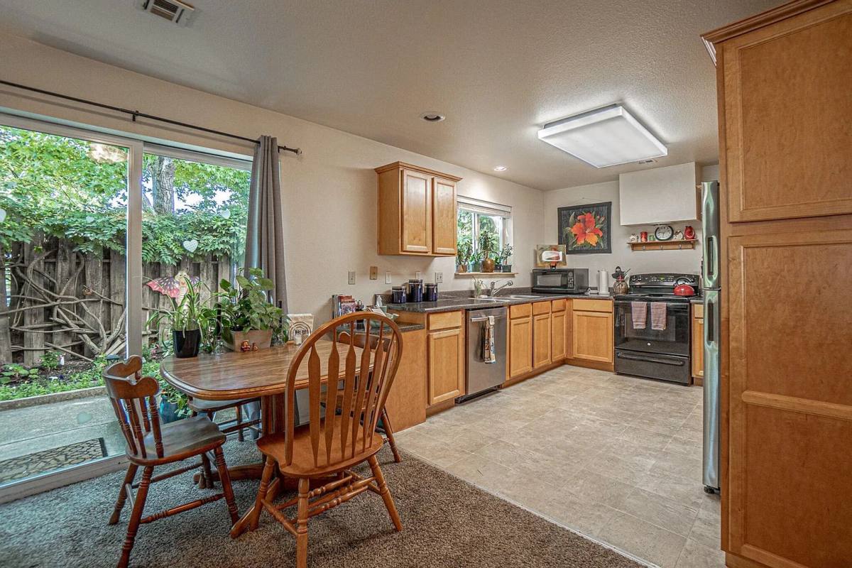 Apartment for rent at 295 Tolman Creek Rd, Ashland, OR 97520