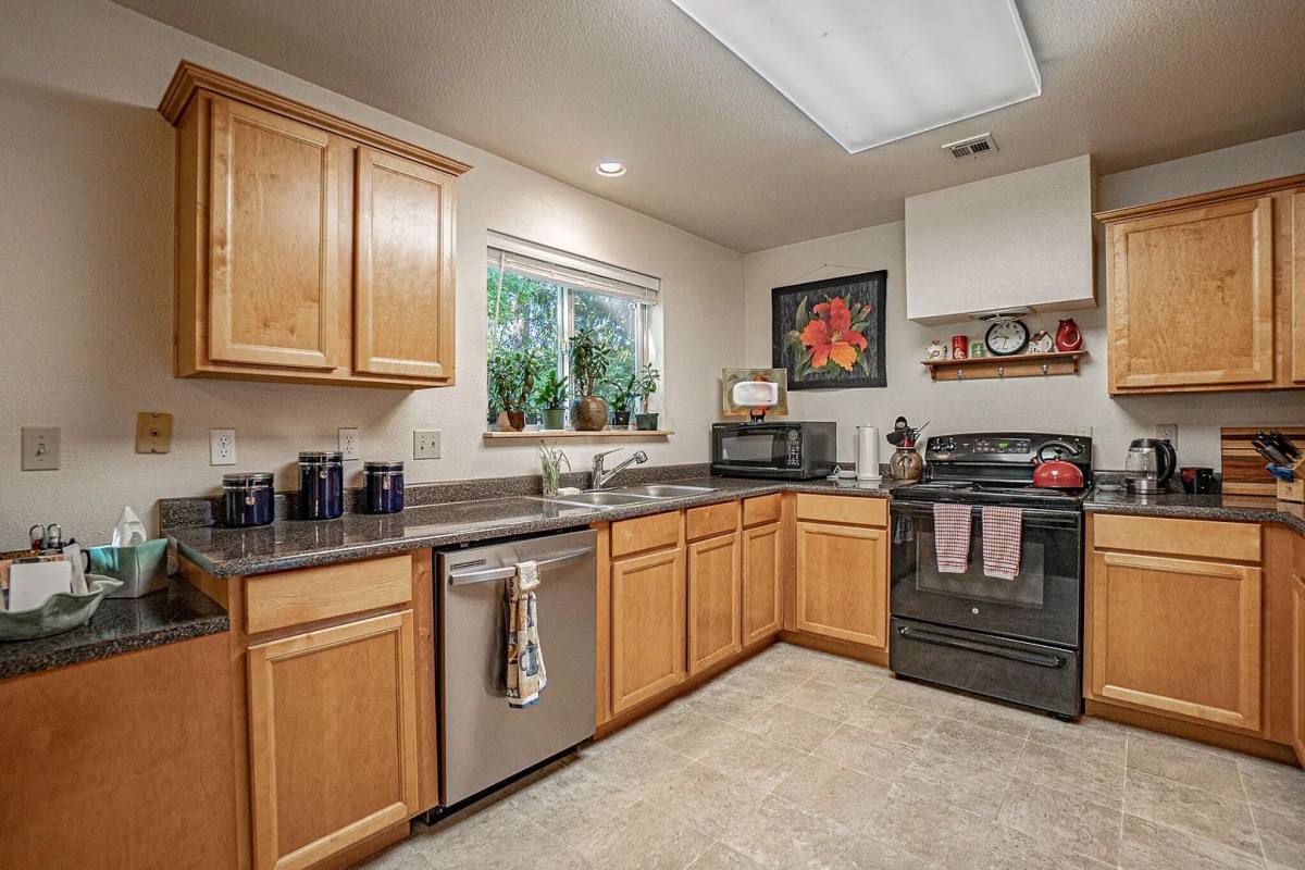 Apartment for rent at 295 Tolman Creek Rd, Ashland, OR 97520