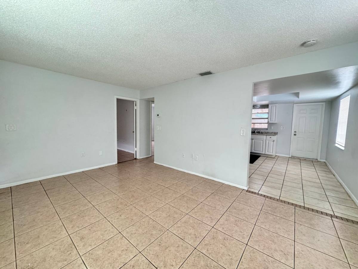 Apartment for rent at 1201-1216 65th Ave W, Bradenton, FL 34207