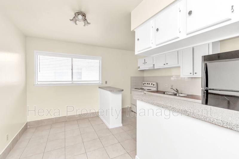 Apartment for rent at 4742 Yale St, Houston, TX 77018