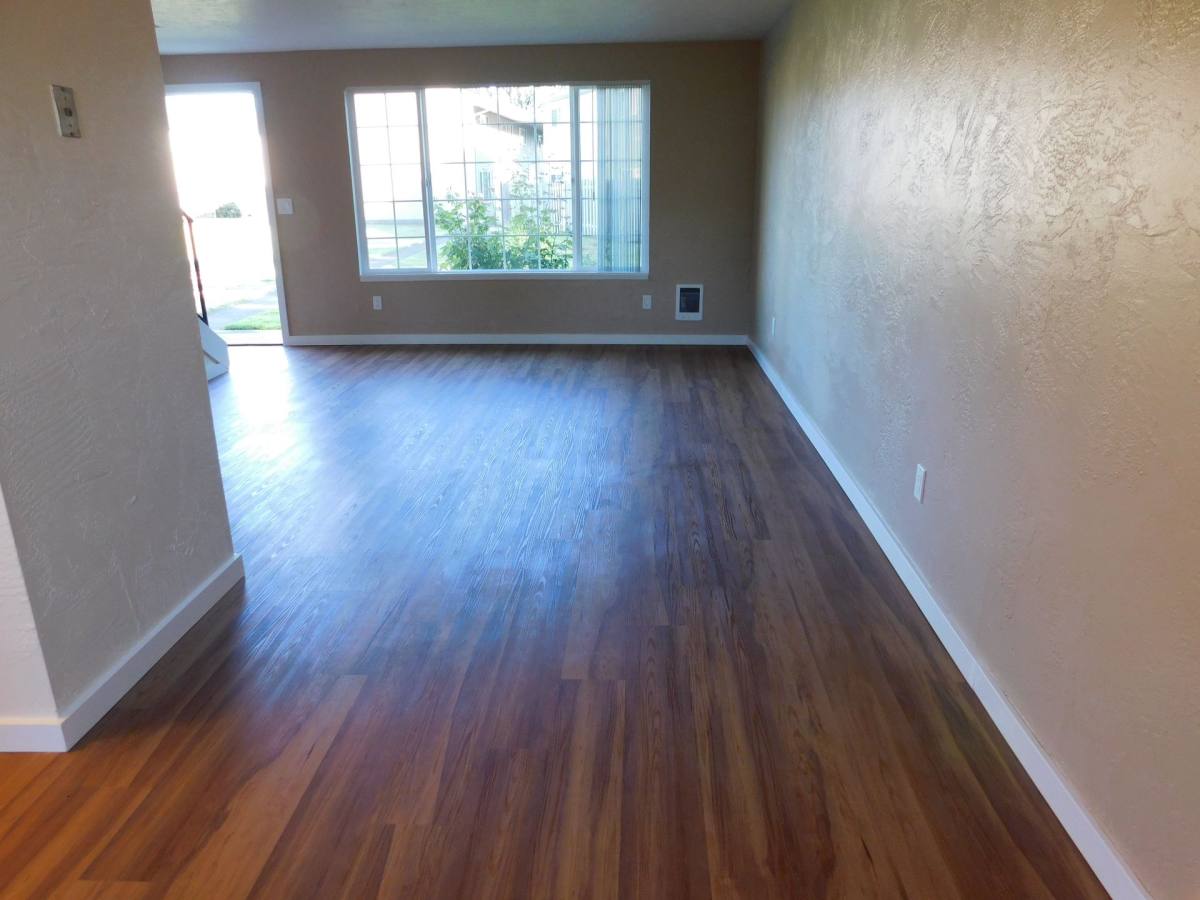 Townhouse for rent at 2762 7th Ave, Albany, OR 97322