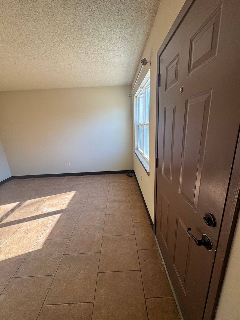 Apartment for rent at 4521-4533 W Bellview, Columbia, MO 65203