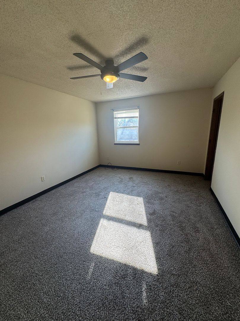 Apartment for rent at 4521-4533 W Bellview, Columbia, MO 65203