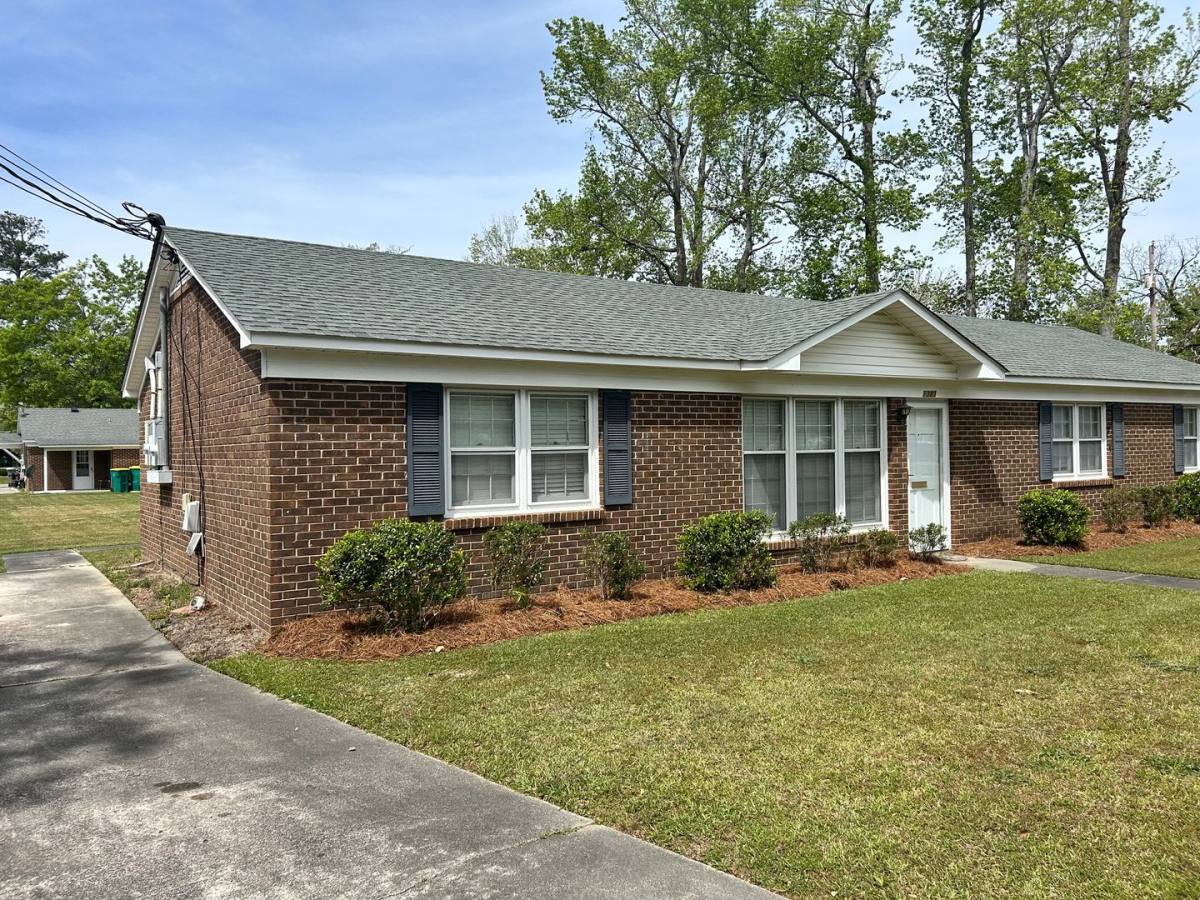House for rent at 1323 Chestnut St, Lumberton, NC 28358