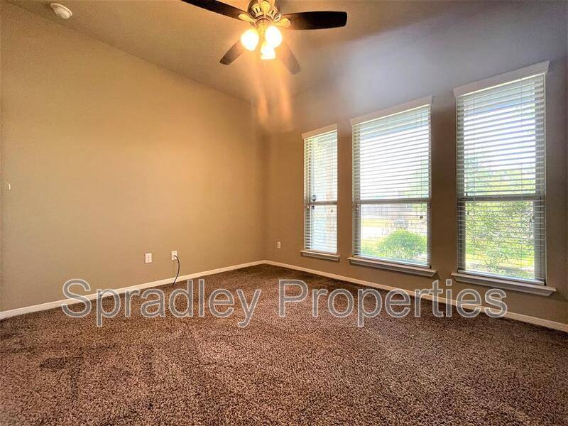 House for rent at 820 Glenstone Dr, Temple, TX 76502