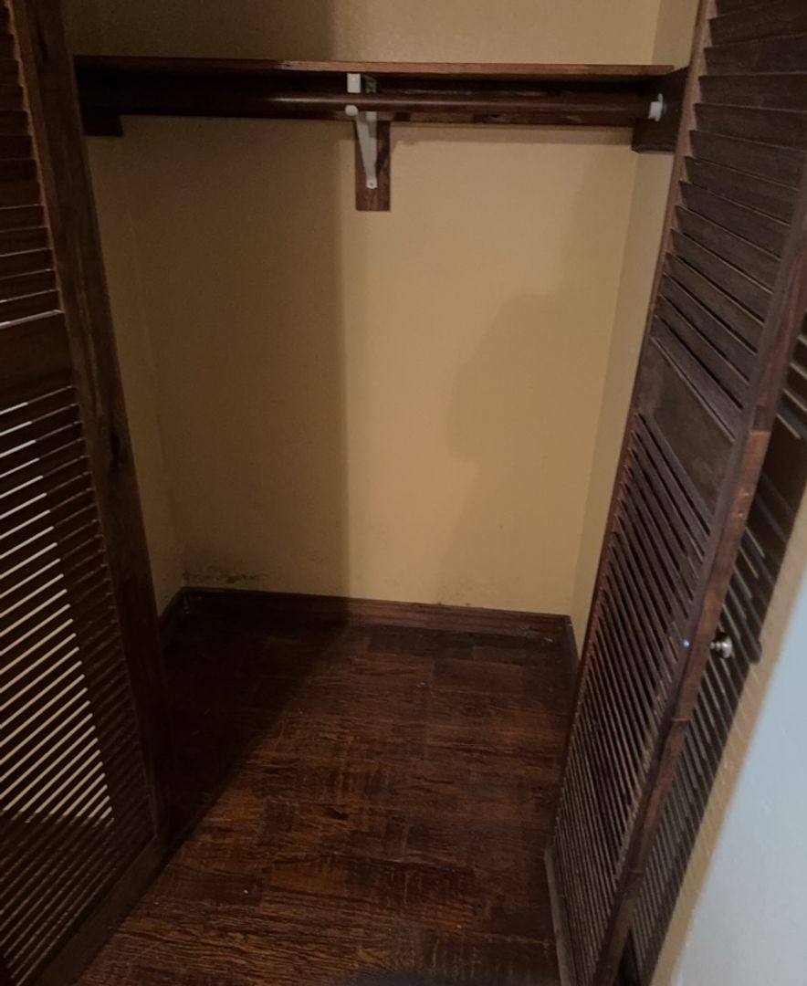 Apartment for rent at 625 Red Bud Lane, Grapevine, TX 76051